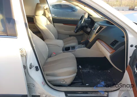 2014 Subaru Outback 2.5I Limited из США, поврежденный, VIN 4S4BRBLC7E3251809